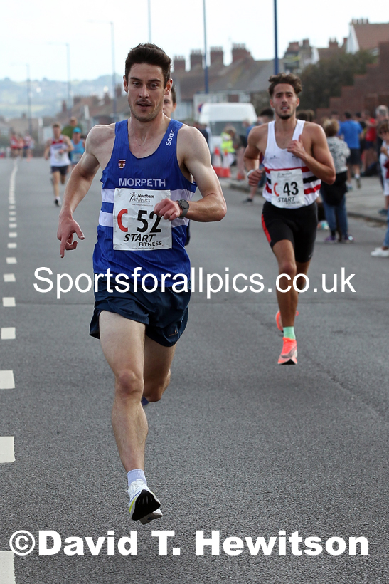 Senior mens 6 stage relay, 2021 Northern 6 and 4 Stage and Young Athletes Road Relays, Redcar. Photo: David T. Hewitson/Sports for All Pics